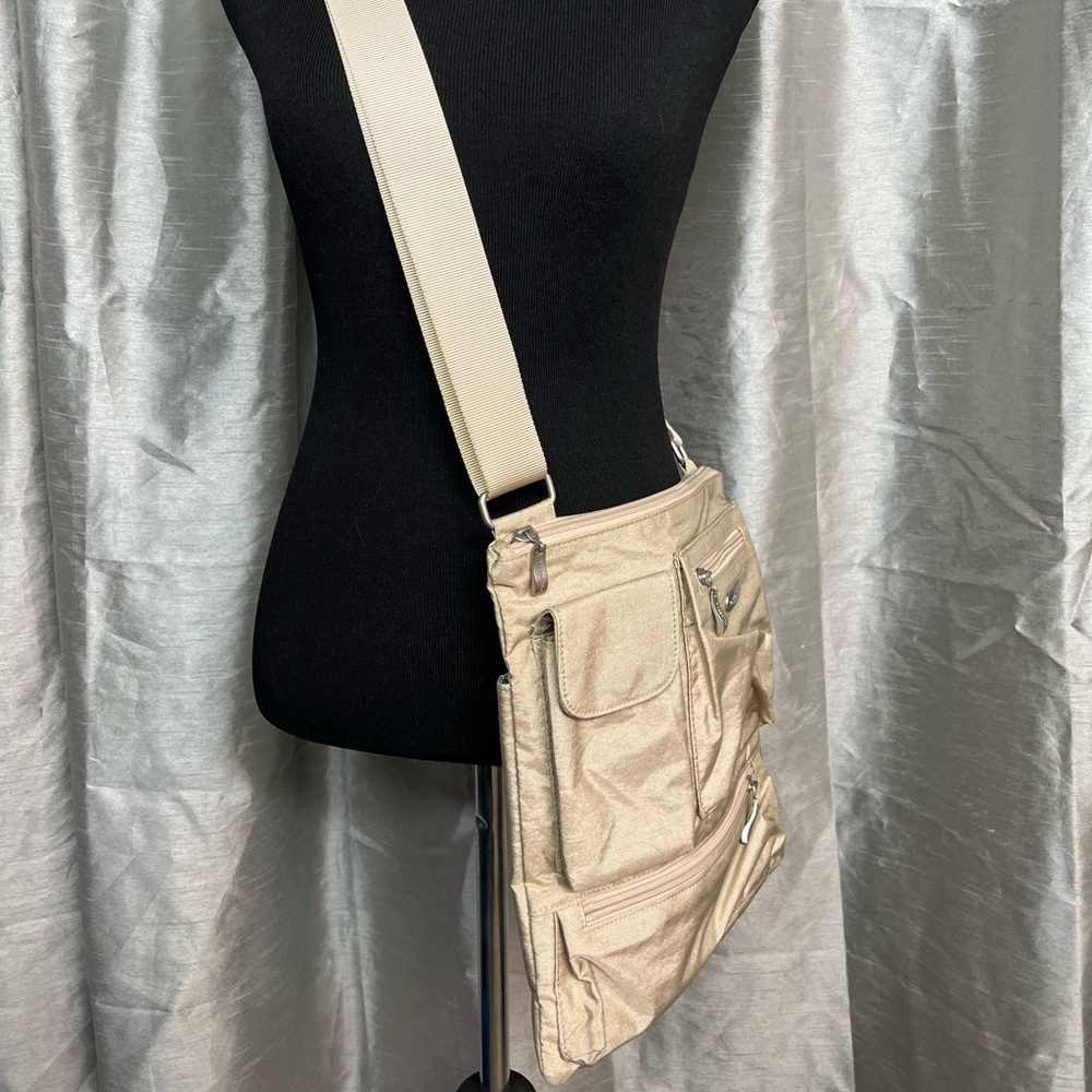 Baggallini crossbody travel bag beige